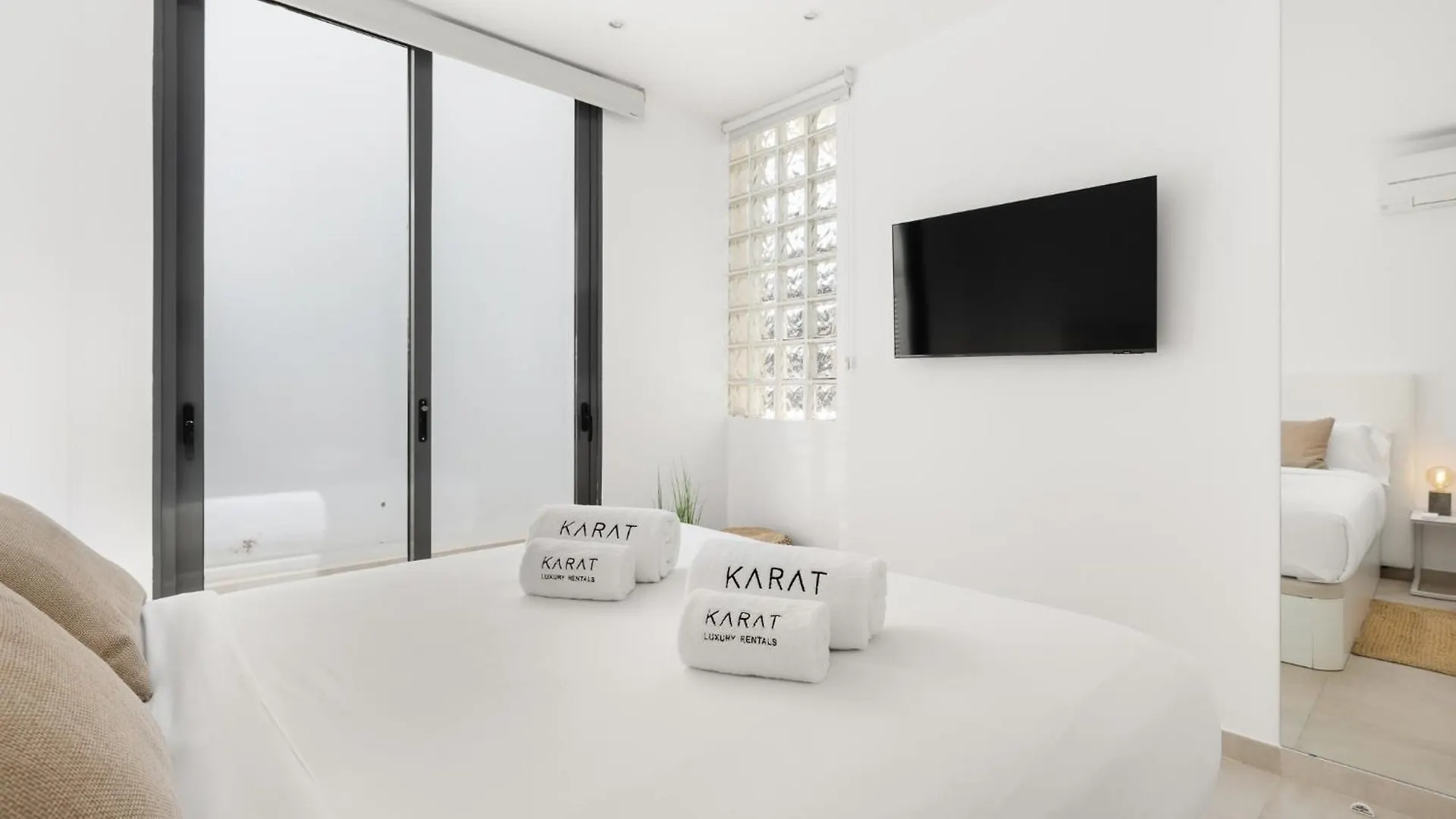 Karat Villa Neveda アデヘ スペイン