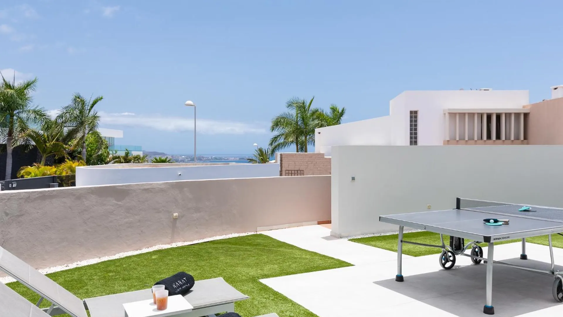 Karat Villa Neveda アデヘ スペイン